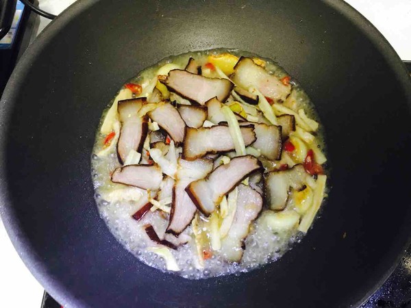 Stir-fried Bacon with Dried Radish recipe