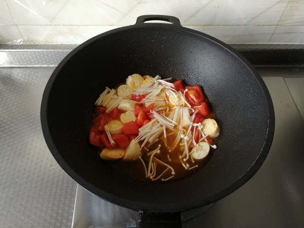 Enoki Mushroom Tomato Tofu Soup recipe