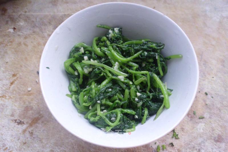 Garlic Chrysanthemum recipe