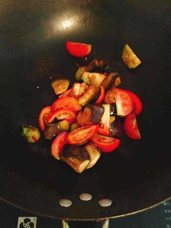 Stir-fried Eggplant with Tomato recipe