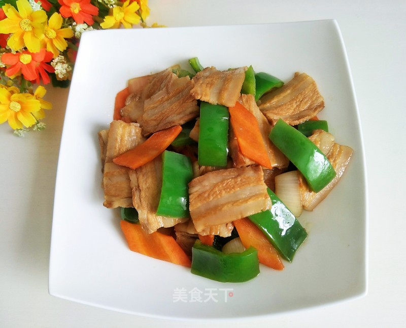 Stir-fried Green Pepper with Twice-cooked Pork recipe