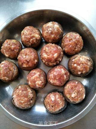 Mushroom Stuffed Meat recipe