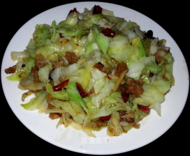 Stir-fried Cabbage with Oil Residue recipe