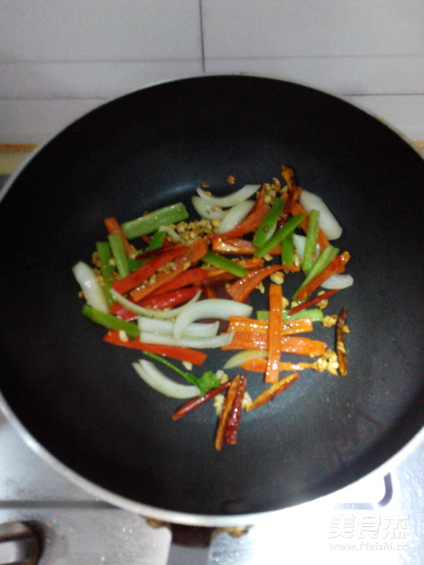 Spicy Fried Flower Clams recipe