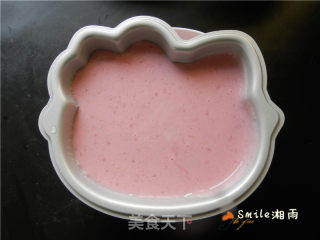 Kitty Strawberry Jam Pudding recipe