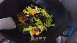 Vegetarian Stir-fried Broccoli recipe
