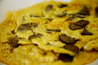 There is A Fresh Kitchen: Scrambled Eggs with Truffles recipe