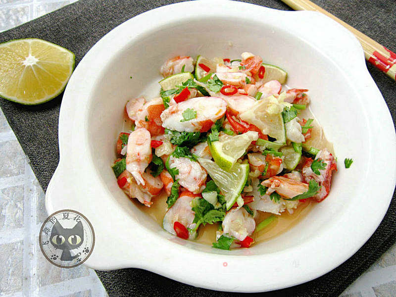 Spicy and Sour Shrimp in Thai Cold Salad recipe