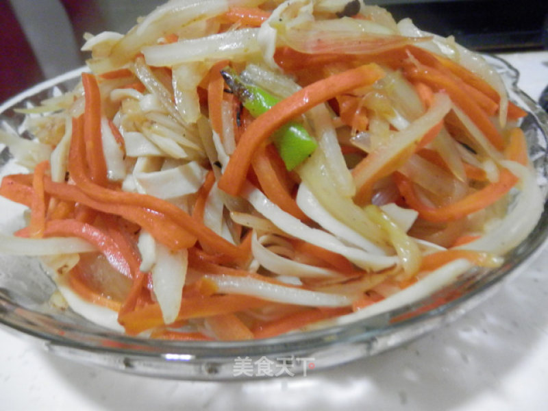 One of The Vegetarian Spring Festival Dishes-vegetarian Fried Pleurotus Eryngii Shredded recipe