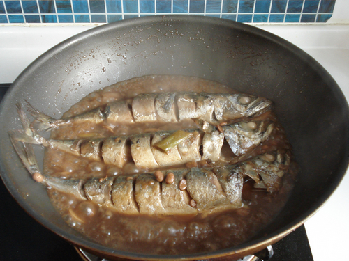 Braised Mackerel in Soy Sauce recipe