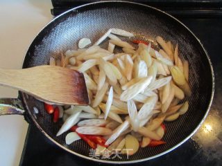 Hot and Sour Lotus Root Strips recipe