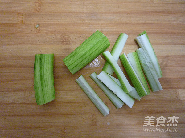 Steamed Loofah with Garlic Vermicelli recipe