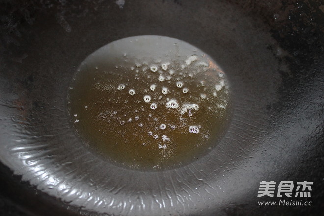 Beef Bone Soup with Roasted Radish recipe