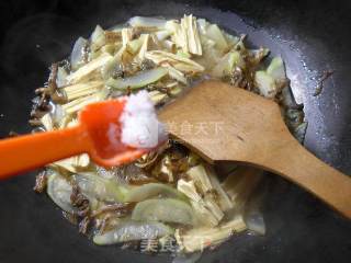 Dried Plums, Dried Vegetables, Yuba, Boiled to Bloom at Night recipe