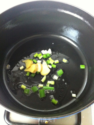 Crispy Pork Stewed Vermicelli recipe