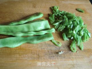 Noodles with Beans and Eggs recipe