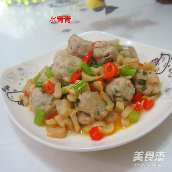 Stir-fried Meatballs with Dried Radish recipe