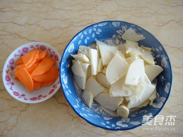 Stir-fried Winter Bamboo Shoots recipe