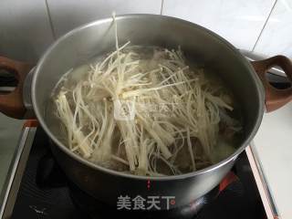 White Radish and Enoki Mushroom Soup recipe