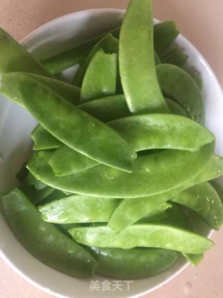 Fried Twice Pork with Snow Pea recipe