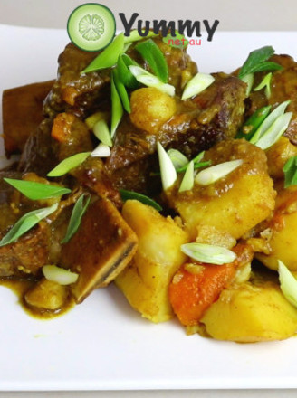 Dongpo Cuisine: Curry Steak Ribs and Potatoes