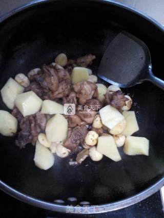 Tea-flavored Chestnut Chicken recipe