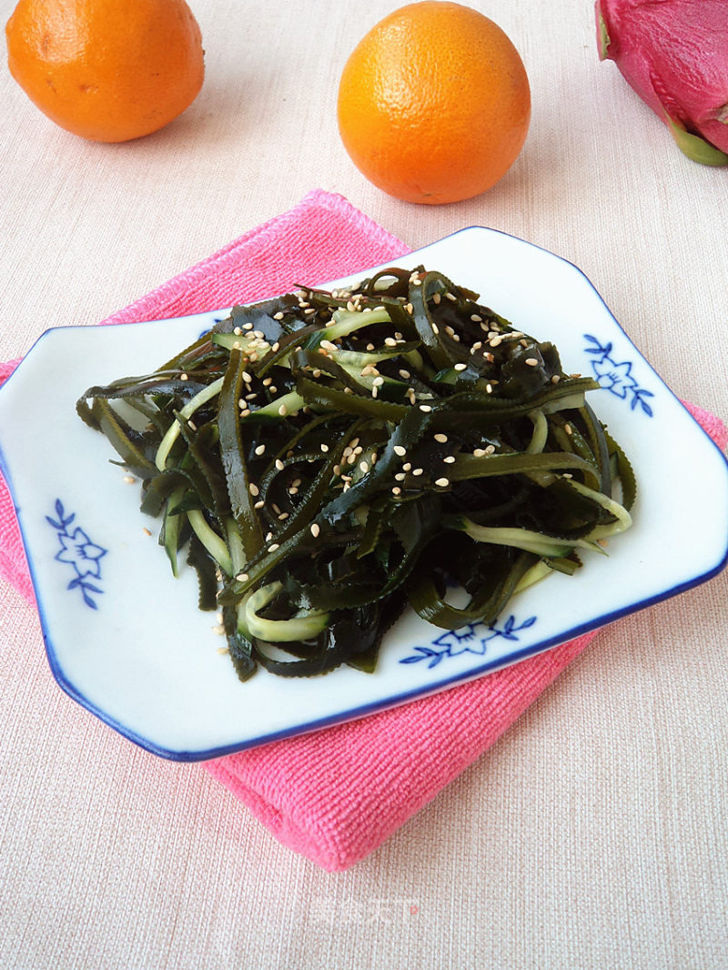 Sweet and Sour Kelp Shreds recipe