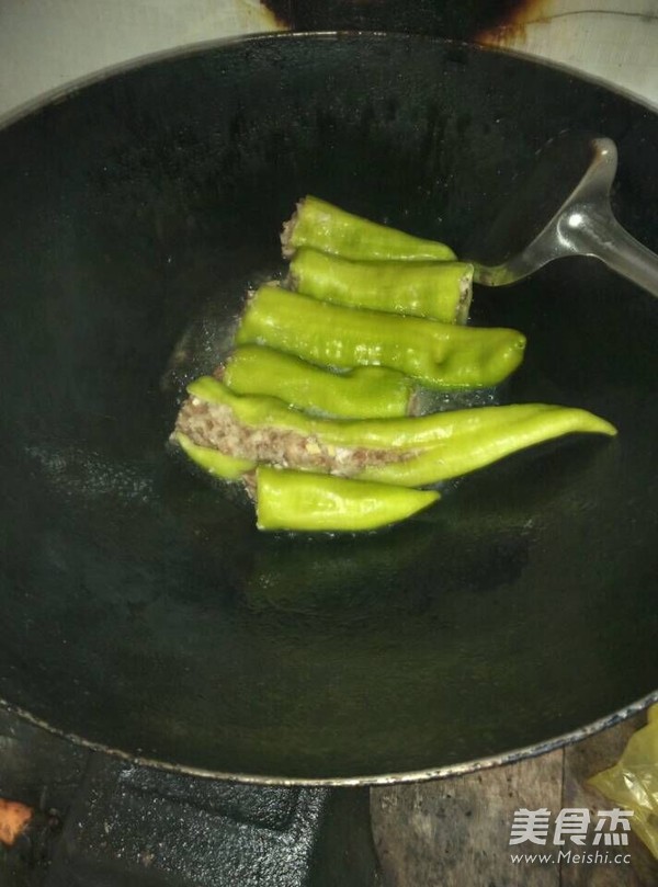 Green Pepper Stuffed Meat recipe