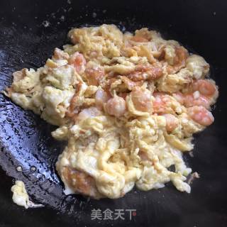 Scrambled Eggs with Shrimp recipe