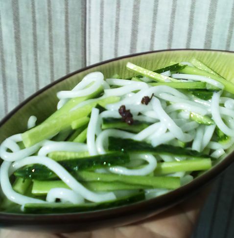 Potato Flour Mixed with Cucumber recipe