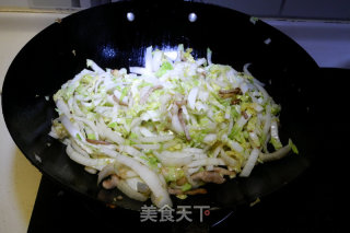 Stir-fried Cabbage with Vermicelli recipe