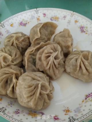 Steamed Dumplings with Whole Wheat Shrimp and Horned Melon recipe