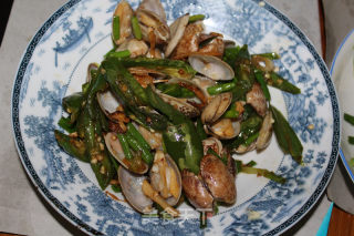 Spicy Stir-fried Flower Clams recipe