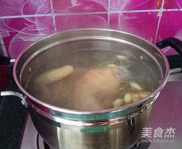 Fungus Chicken Soup recipe