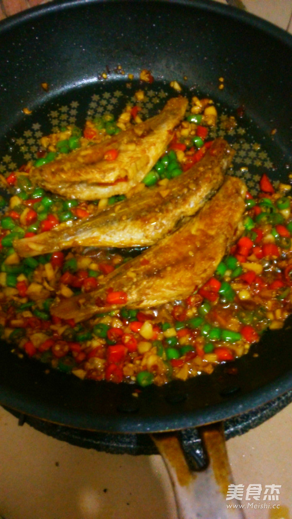 Spicy Red Shirt Fish recipe