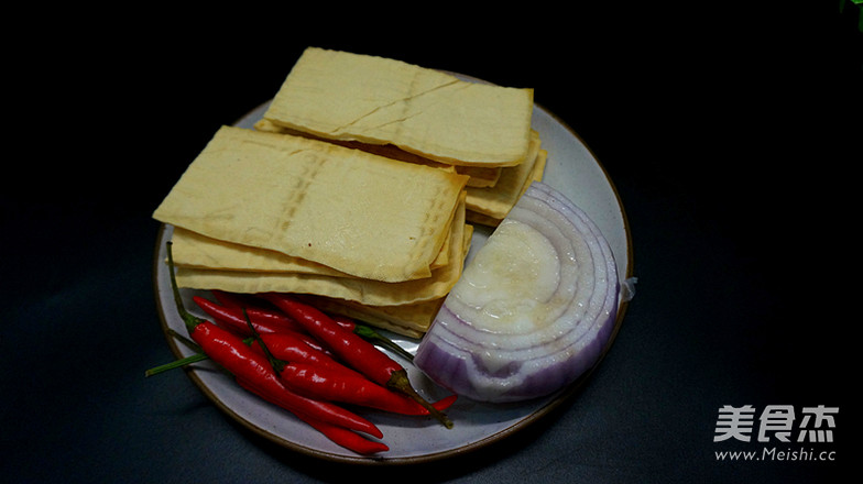 Braised White Dried Tofu in Sauce recipe