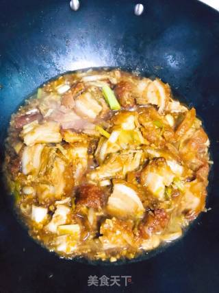 Stir-fried Pork with Garlic recipe