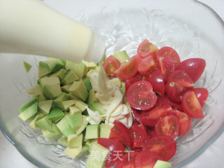 Fried Salmon and Avocado Salad recipe