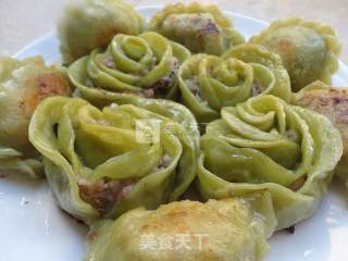 Hot Internet's Rose Dumplings recipe