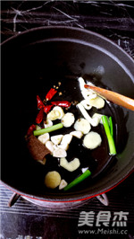 Stewed Beef Brisket with Radish recipe