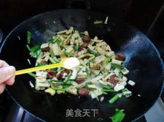 Sautéed Sausage with Bamboo Shoots recipe