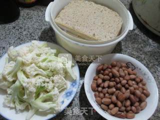 Peanuts Roasted Bran and Boiled Cauliflower recipe