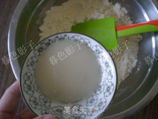 Crispy Biscuits with Millet Noodles recipe