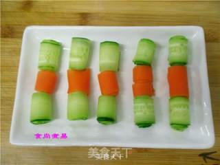 Cucumber Carrot Roll recipe