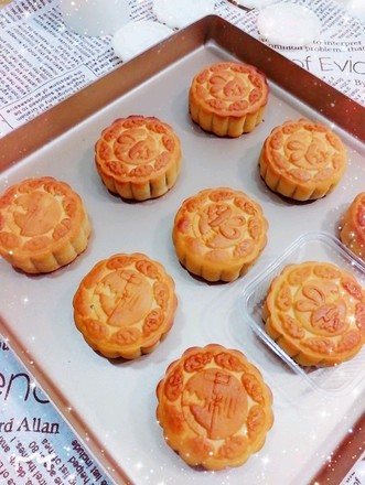 Cantonese-style Moon Cakes ~ Three Flavors recipe