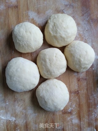 Purple Sweet Potato Bread Roll recipe