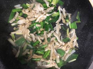 Stir-fried Garlic with Pork Belly recipe