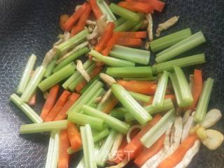 Celery and Carrots Stir-fried Pork recipe