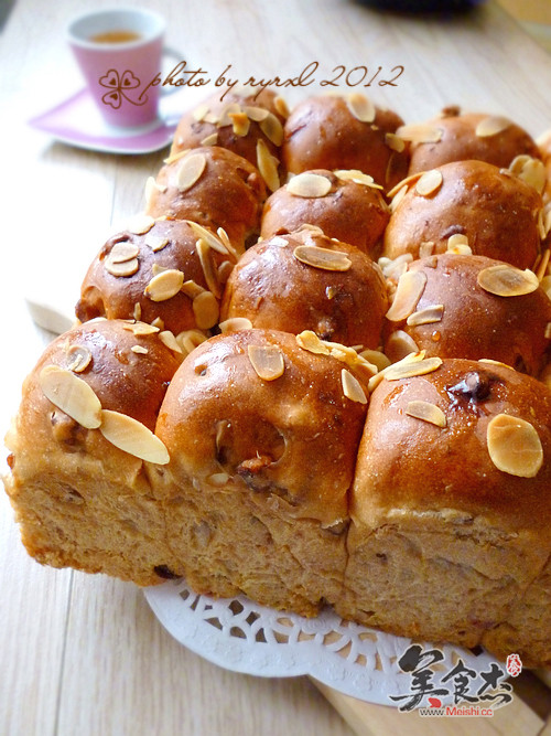 Walnut Purple Sweet Potato Raisin Bread recipe