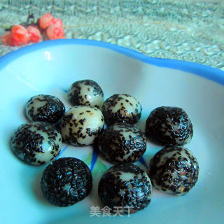 Glutinous Rice Sesame Dumplings recipe
